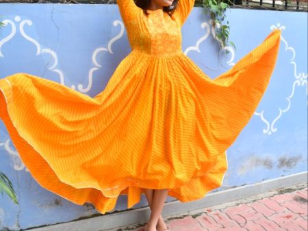 Yellow Lehariya Anarkali Kurta : Timeless Tradition & Modern Appeal For Cheap