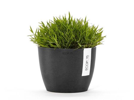 Ecopots Stockholm Recycled Plastic Pot Black Fashion